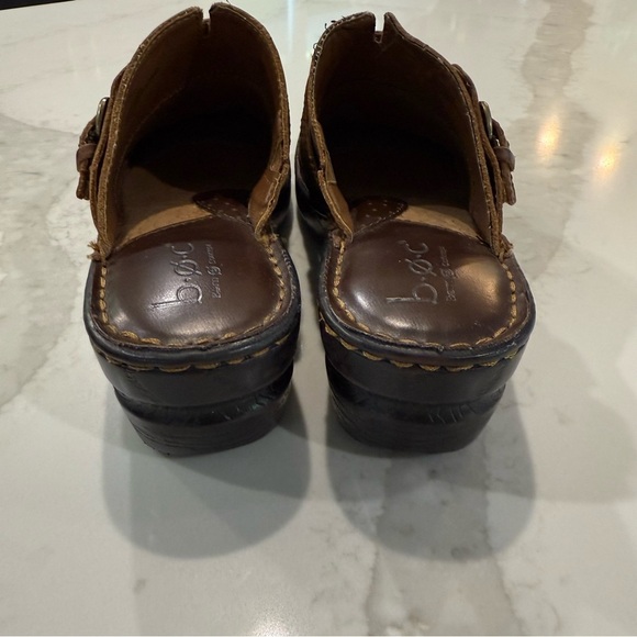 B.O.C Born Concept Aderyn Leather Slip On Clogs Womens Size 9 Brown Buckles Mule - Picture 4 of 9